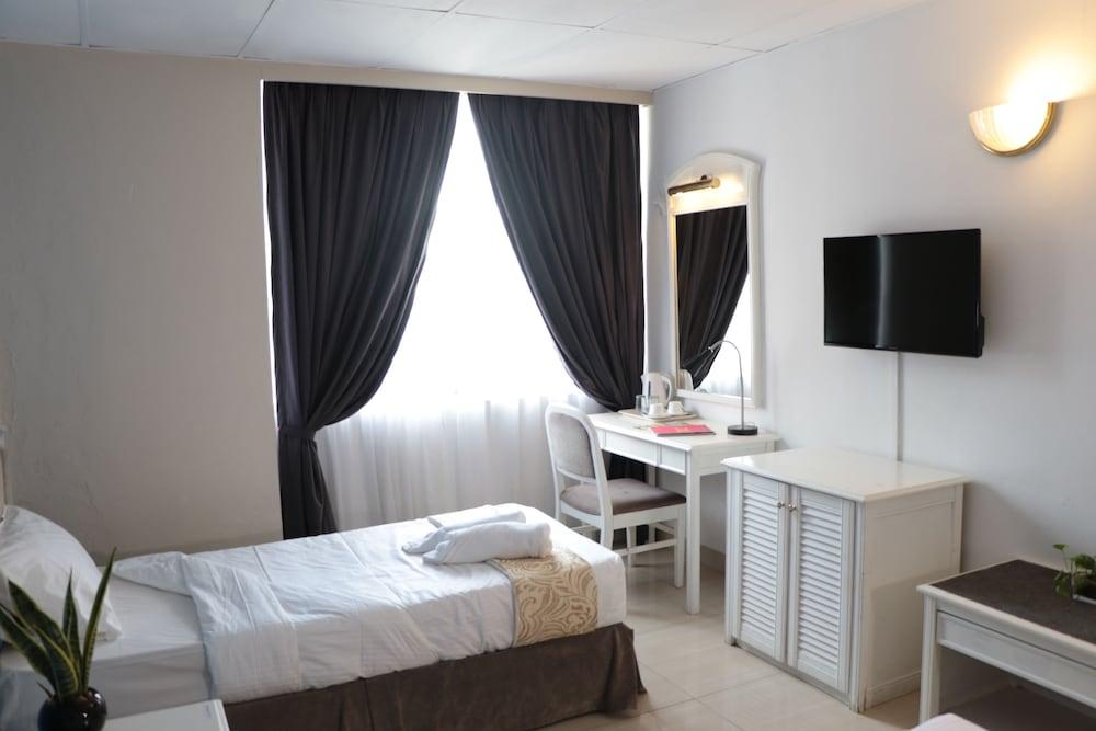 Legallery Suites Hotel Bandar Seri Begawan Exterior photo