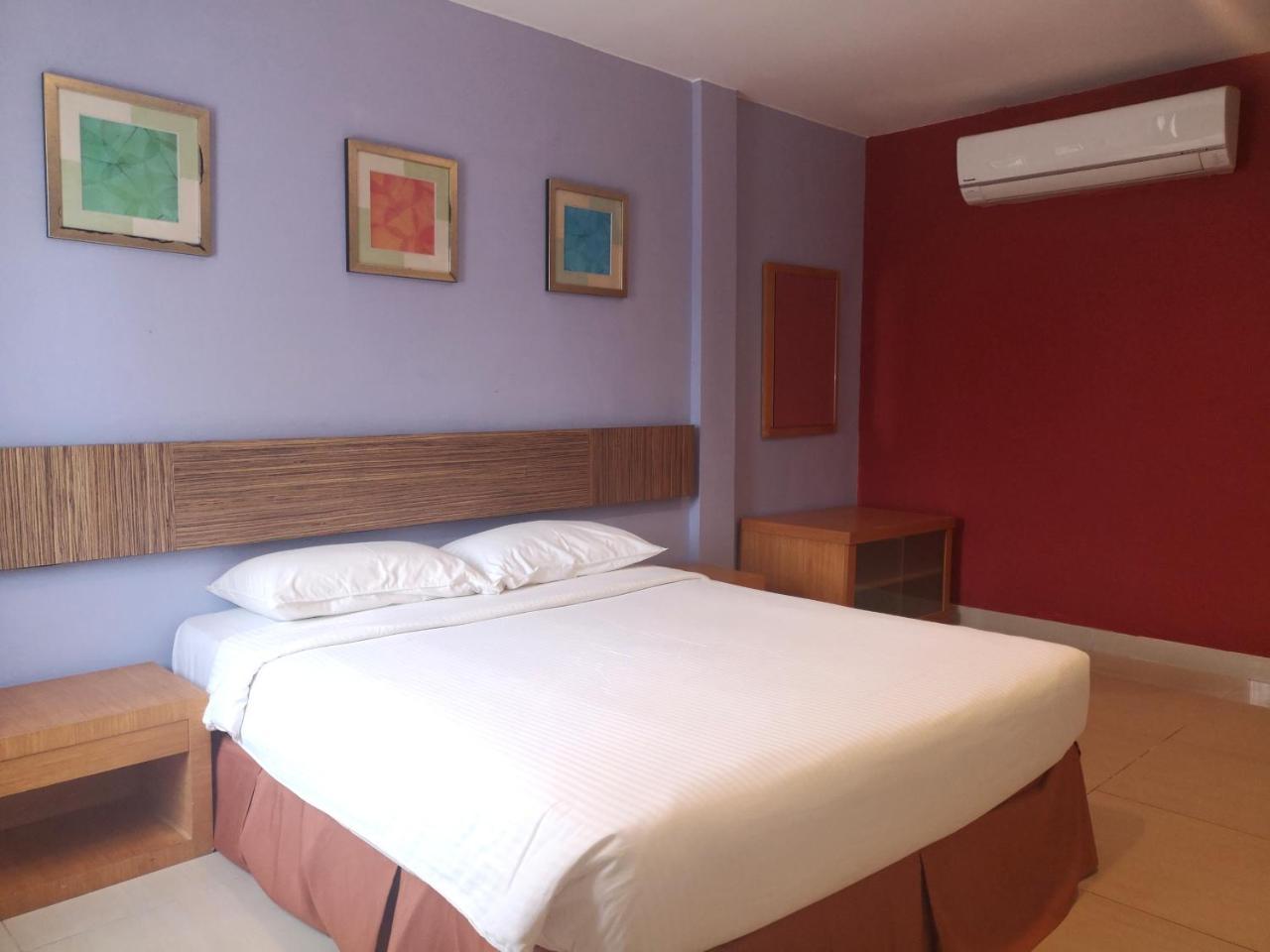 Legallery Suites Hotel Bandar Seri Begawan Exterior photo